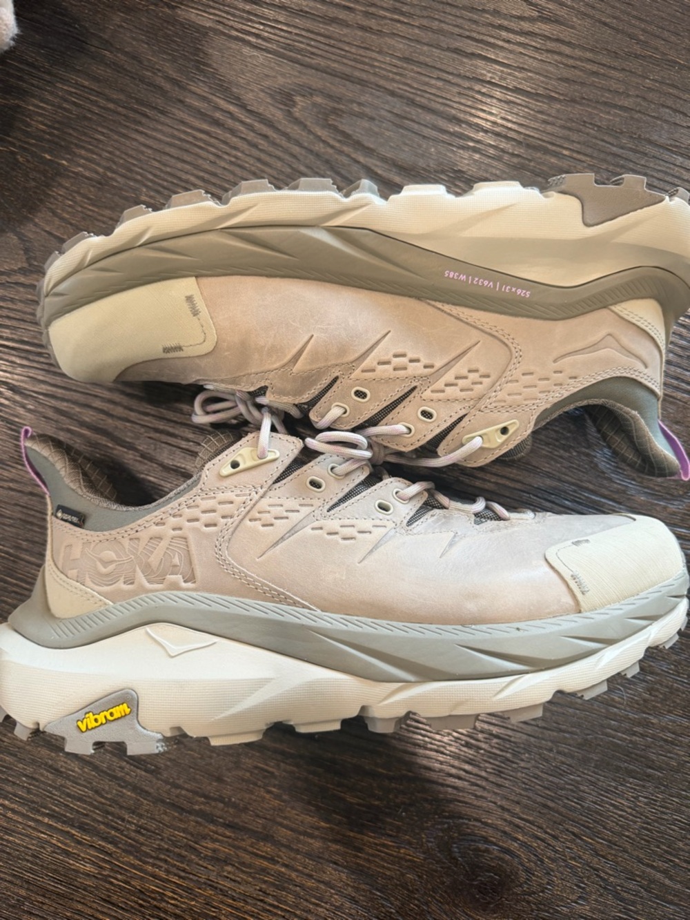 Hoka One One Kaha 2 Low GTX Gore-Tex Oxford Tan Dune women’s size 11